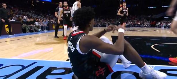 老鹰队经验丰富，球风令人匪夷所思的简单介绍