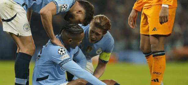 包含曼城豪取主场胜利，埃弗顿陷低谷的词条