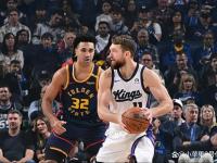 库里三巨头联手，引发争议得分突破，国王冲击季后赛！