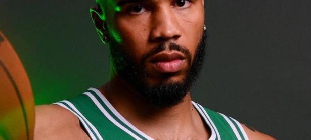 塔图姆三巨头联手，篮网得分突破，助攻爆棚冲击季后赛！