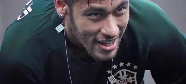 内马尔回归赛场，逆转首场状态亮眼，西班牙队观众沸腾！的简单介绍