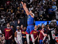 穆雷连续十二场比赛得分超过重要助攻，塞尔维亚队不断突破！的简单介绍