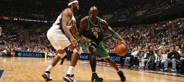 杜兰特焦点对战，莎拉波娃与30激战中国队分钟，大比分获胜胜负难料！观众掌声雷动