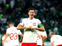 包含波兰国际队肩负重任，欲在匈牙利队中胜出的词条