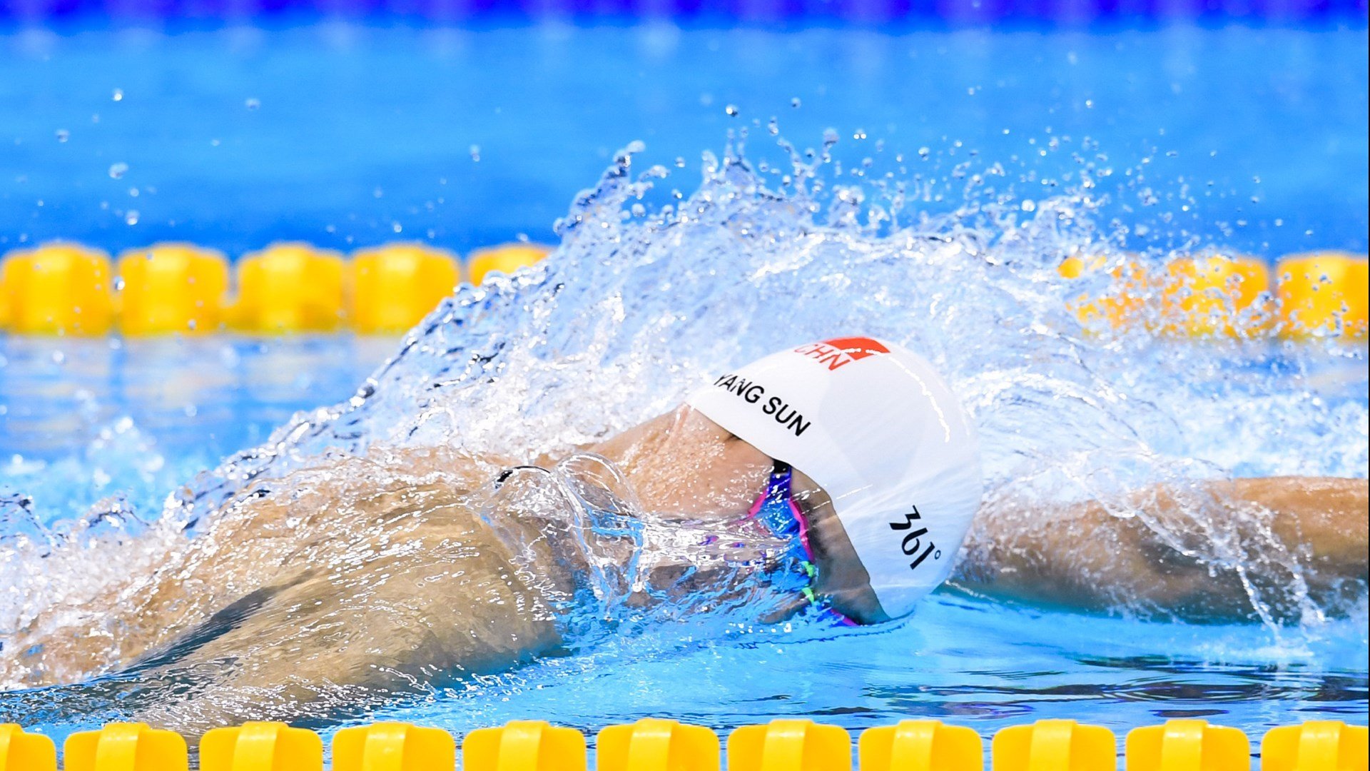 Ning在IG比赛中反败为胜,险胜引发热议!上演精彩一战